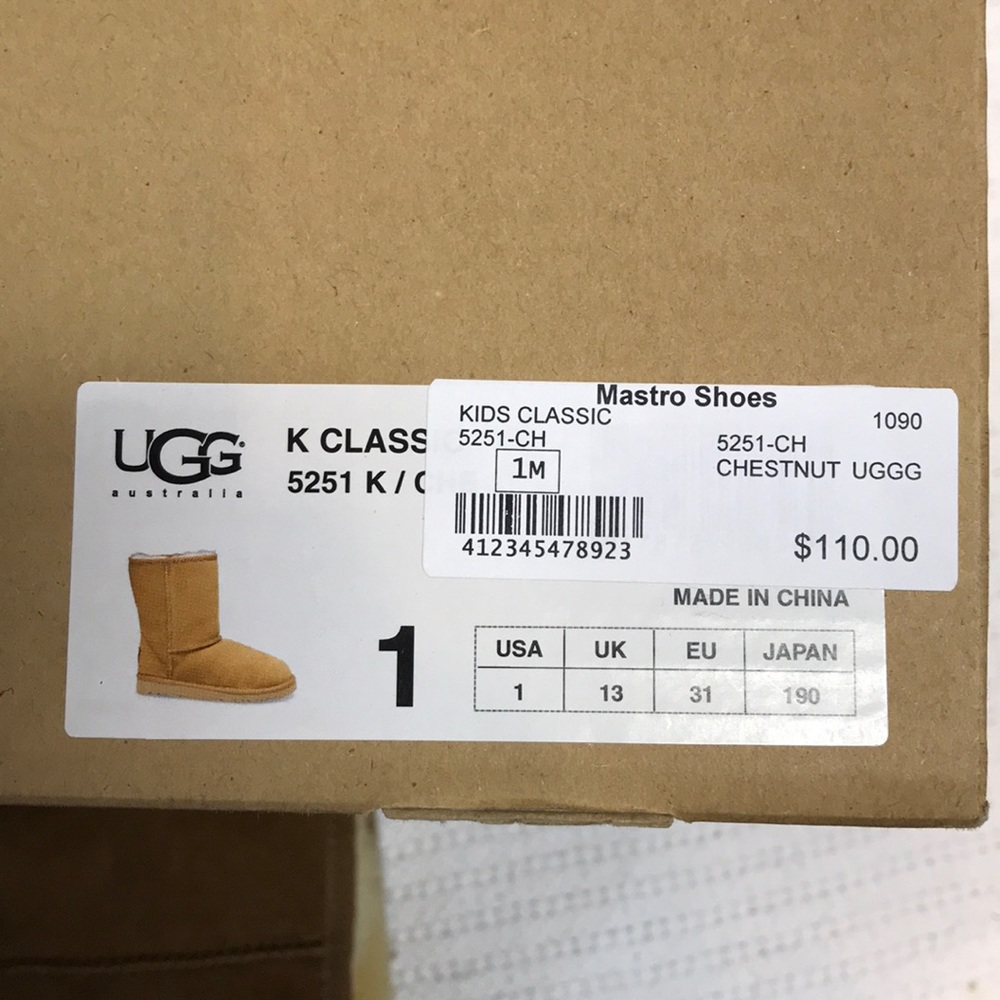 Chestnut UGGs - Picture 8 of 8